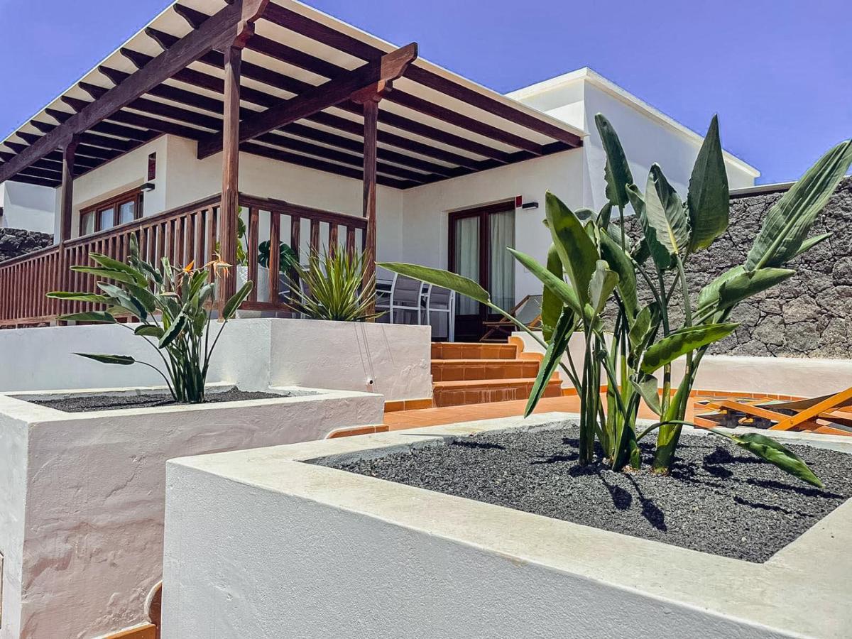 Villa 61 Playablanca Lanzarote Pool Spa Playa Blanca  Exterior photo
