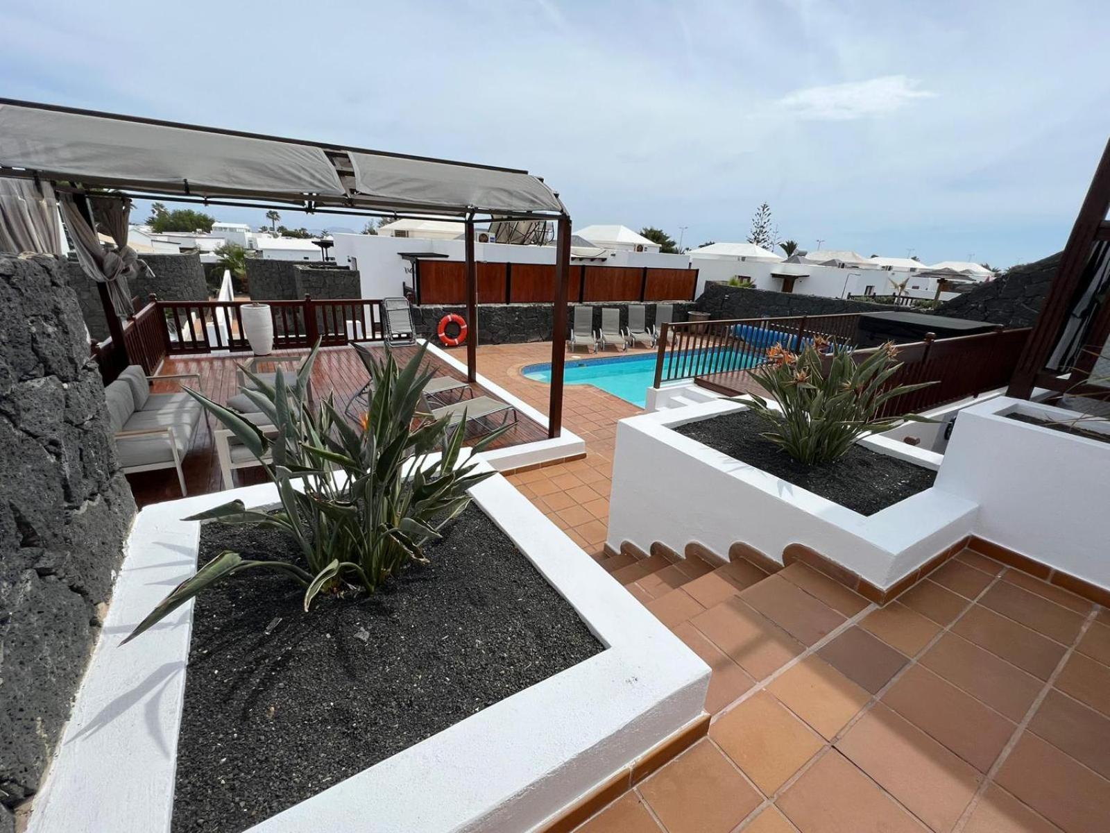 Villa 61 Playablanca Lanzarote Pool Spa Playa Blanca  Exterior photo
